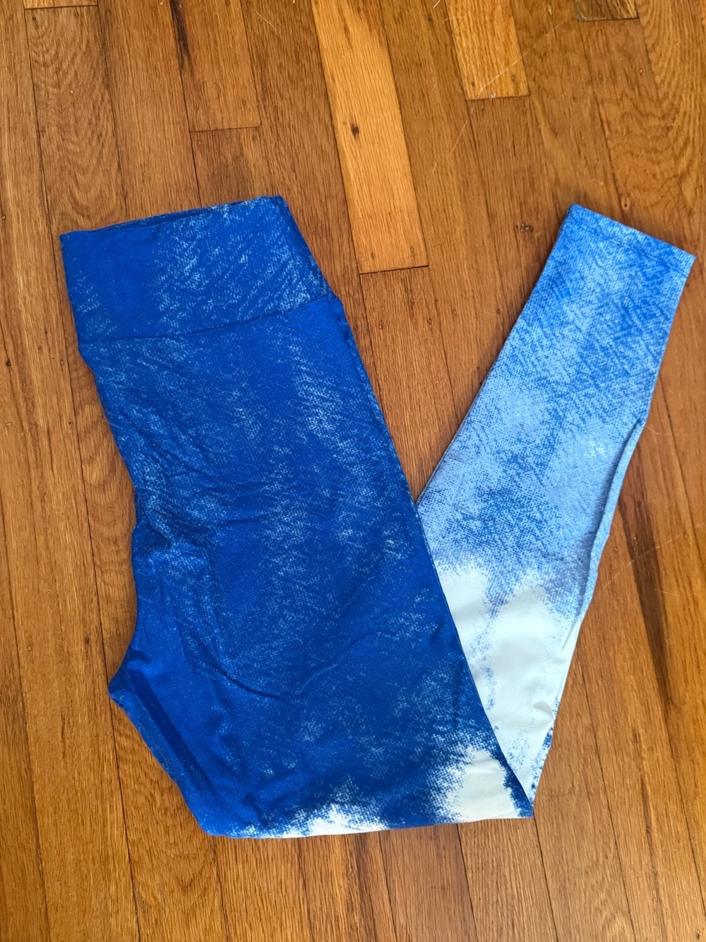 LuLaRoe Blue Ombre Leggings One Size